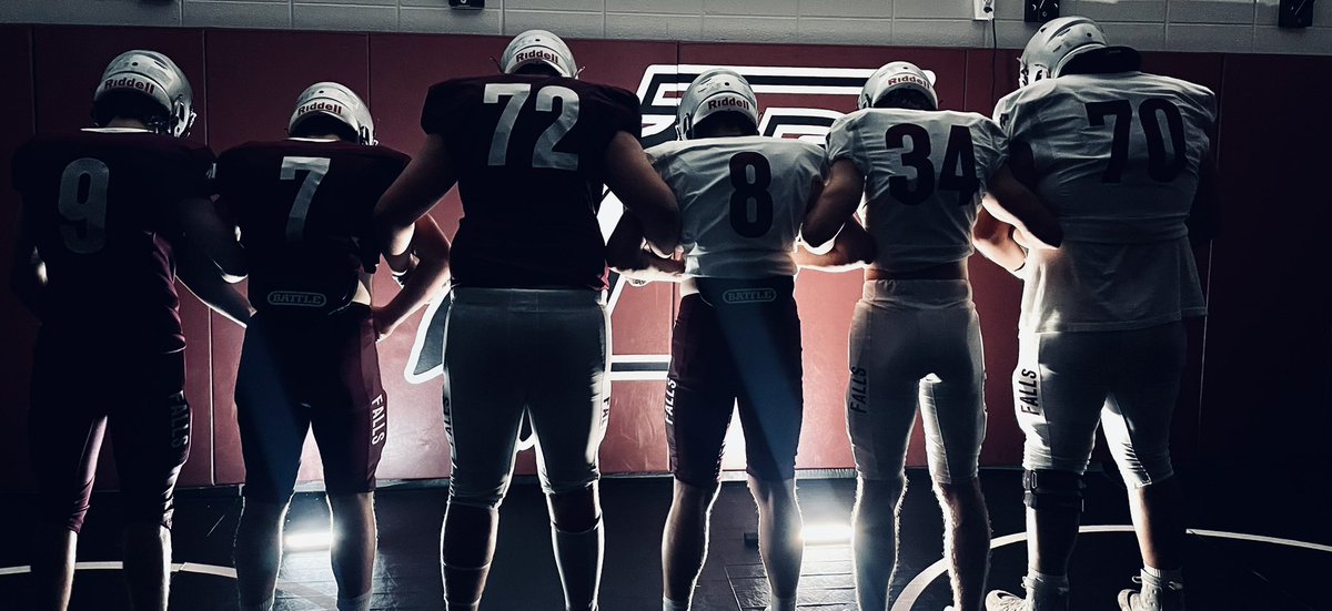 Football_MFHS's tweet photo. New year….New threads…

#TheStandard https://t.co/3vUcfNiFa3