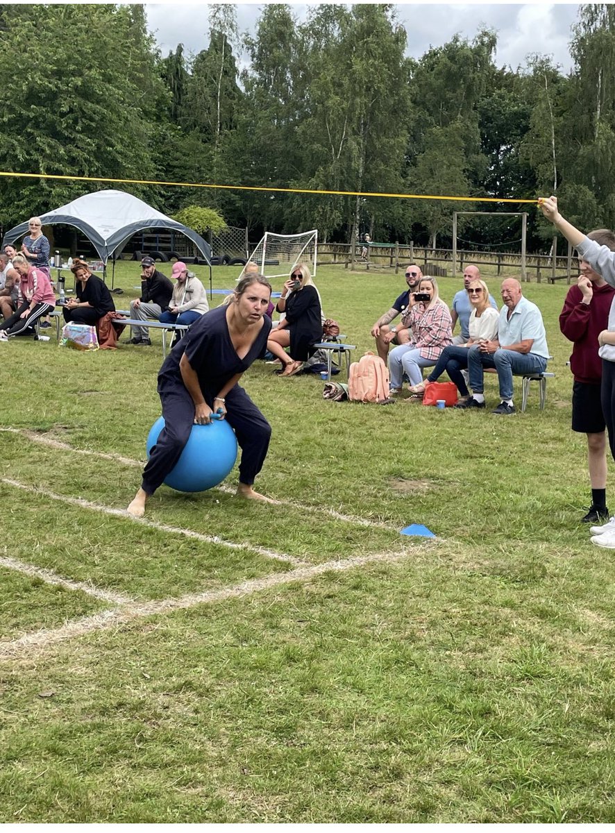 Far Forest Lea Memorial CE Primary School tweet media