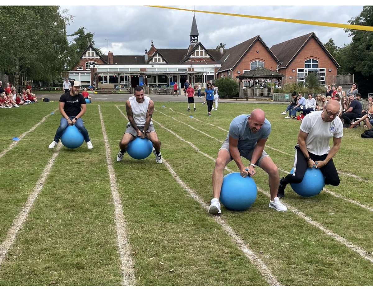 Far Forest Lea Memorial CE Primary School tweet media