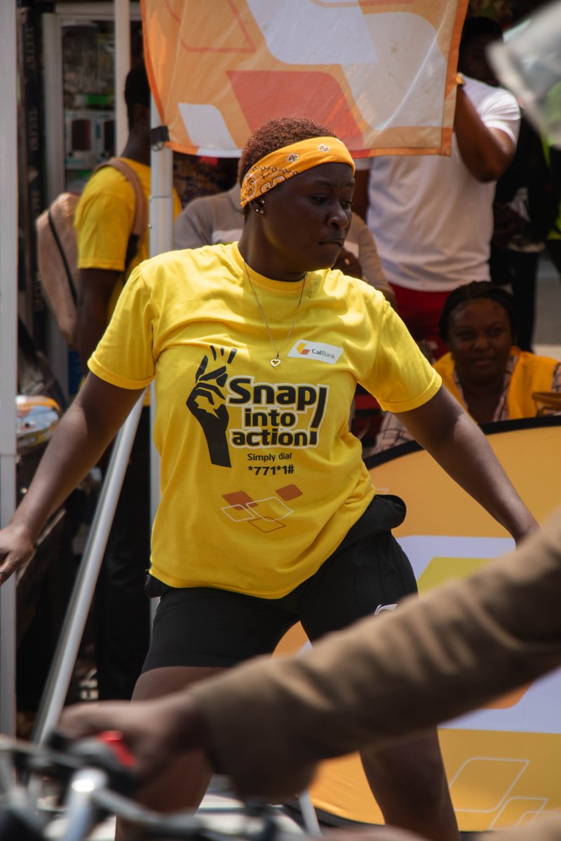 CalBankPLC's tweet photo. Snap into Action👌 with as little as GHS5 and start earning interest on your savings.😋
Our train stopped at Circle Market to educate and onboard customers onto our Snap Save account. Don't be left out, simply dial *771*1# to begin📌
#CalBank #ForwardTogether #SnapSave #Savings #savingsmonth
