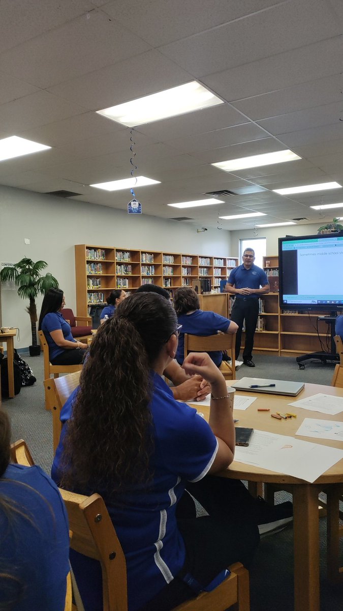 CJHS_AVID's tweet image. In the words of our amazing AP, Mr. Perez, PD before the PARTY! @ClintISD @clintjunior #clintISD100 #clintcubs