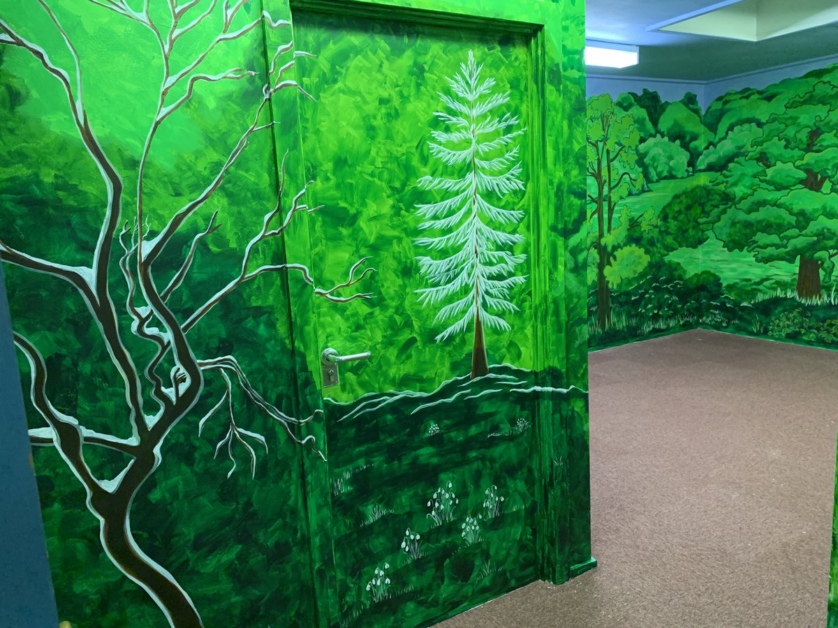 NicolaMW_Artist's tweet photo. A dusty storeroom was converted, with wonderful volunteers doing the prep, into a woodland haven sensory room at Cherry Tree Academy in Marham #MarhamInfants #SensoryRoom #Mural #Wellbeing #Norfolk #Sensory #SensoryCorridor #MentalHealth #Wellbeing #ArtAndWellbeing #Norfolk 9/11 https://t.co/CmYHUltjIb