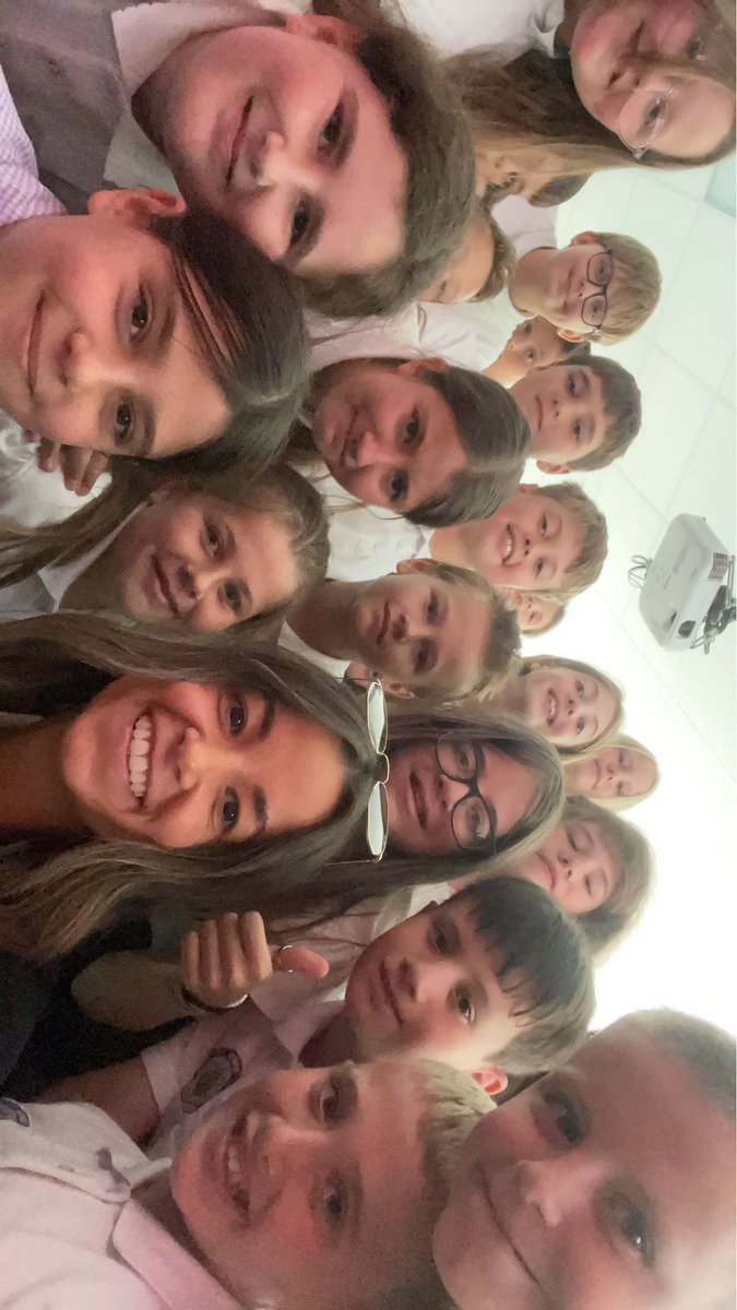 Miss H Owen tweet media