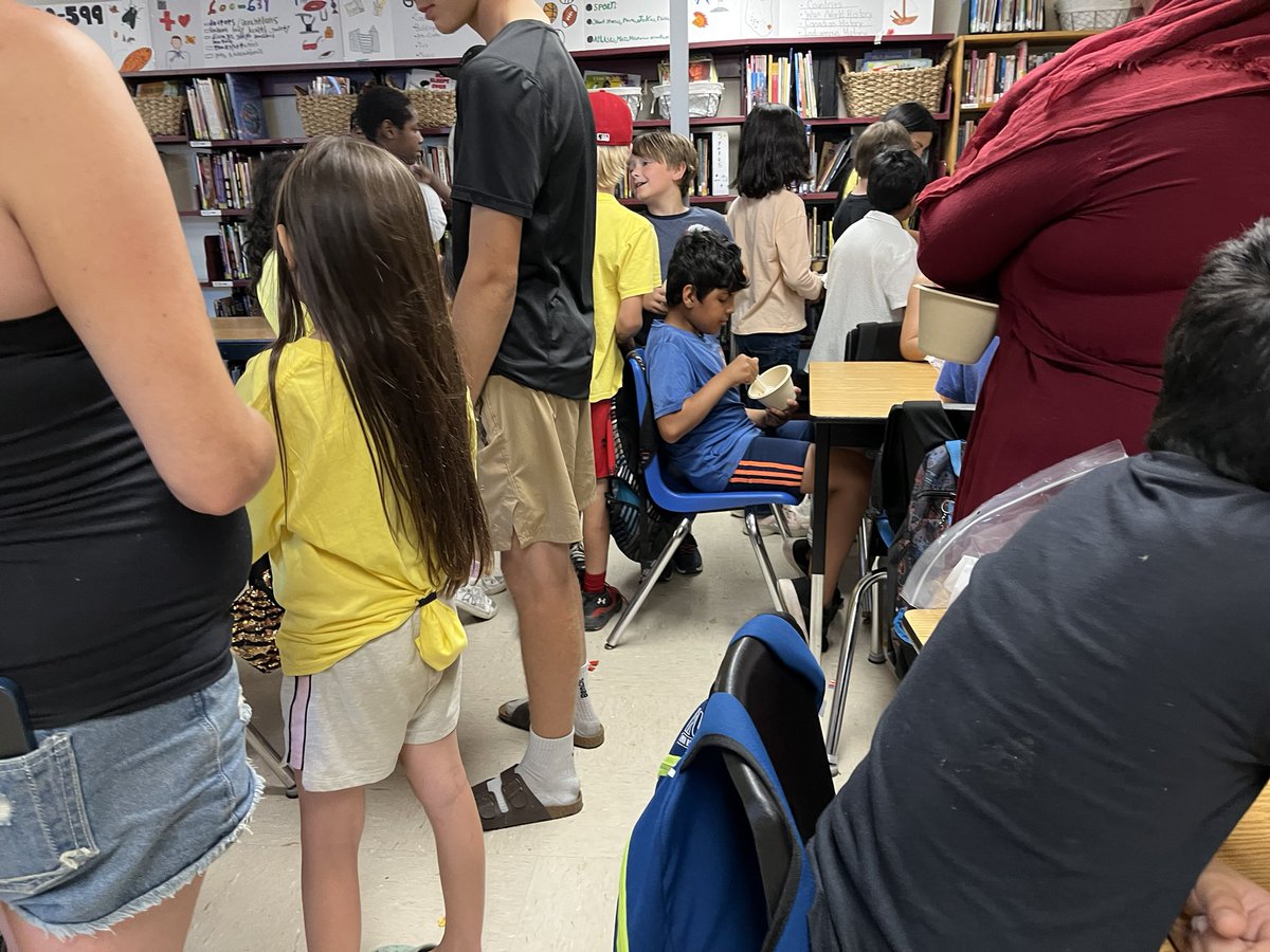 mrs_c_saba's tweet image. Reading billal  cooks daal inspired us to speak about our cultures foods and then we shared some of our favourite ice cream sundaes. What a great parent engagement day!! @LauraBa06241838 #GECDSBSLP2023
@gecdsbpro