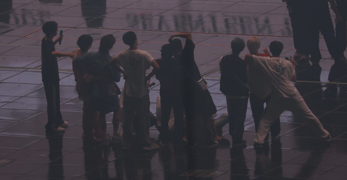 bemyeternal's tweet image. 사랑해