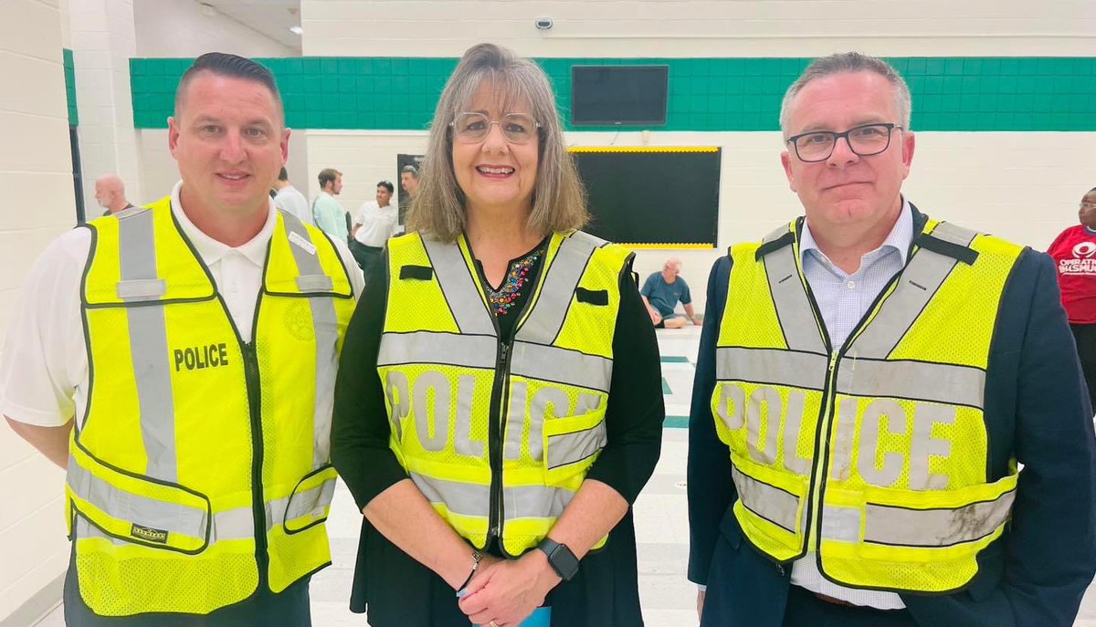 Participated in an active shooter drill with @BurlingtonNC_PD.  It was intense!   Grateful to our brave police for their training and dedication to keeping us safe. Let's hope and work for a world where such drills remain just that - drills. #schoolPR