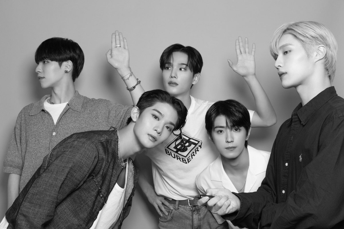 CIX_Official's tweet photo. <2023 FIX WEEK> 
Black and White Photo 2023
: CIX

#CIX #씨아이엑스 #FIX #픽스 #BX #승훈 #배진영 #용희 #현석 #CIX4thDebutAnniversary #CIX데뷔4주년 #2023FIXWEEK #픽스위크 https://t.co/RKiaJqk92v