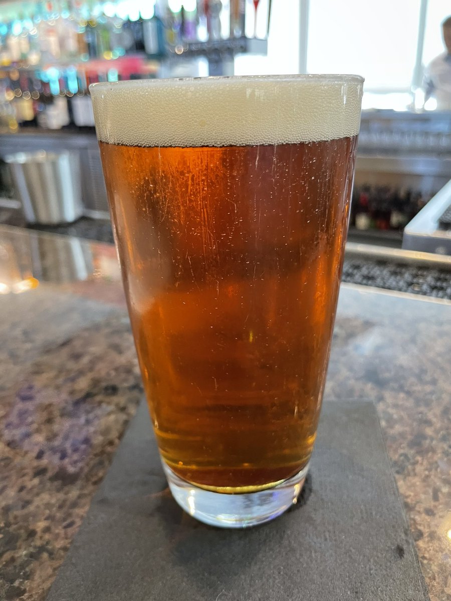 When flying to New Orleans for Tales of the Cocktail, a cold Anchor Steam is the only breakfast you need. #anchorsteam <a href="/AnchorBrewing/">Anchor Brewing</a>