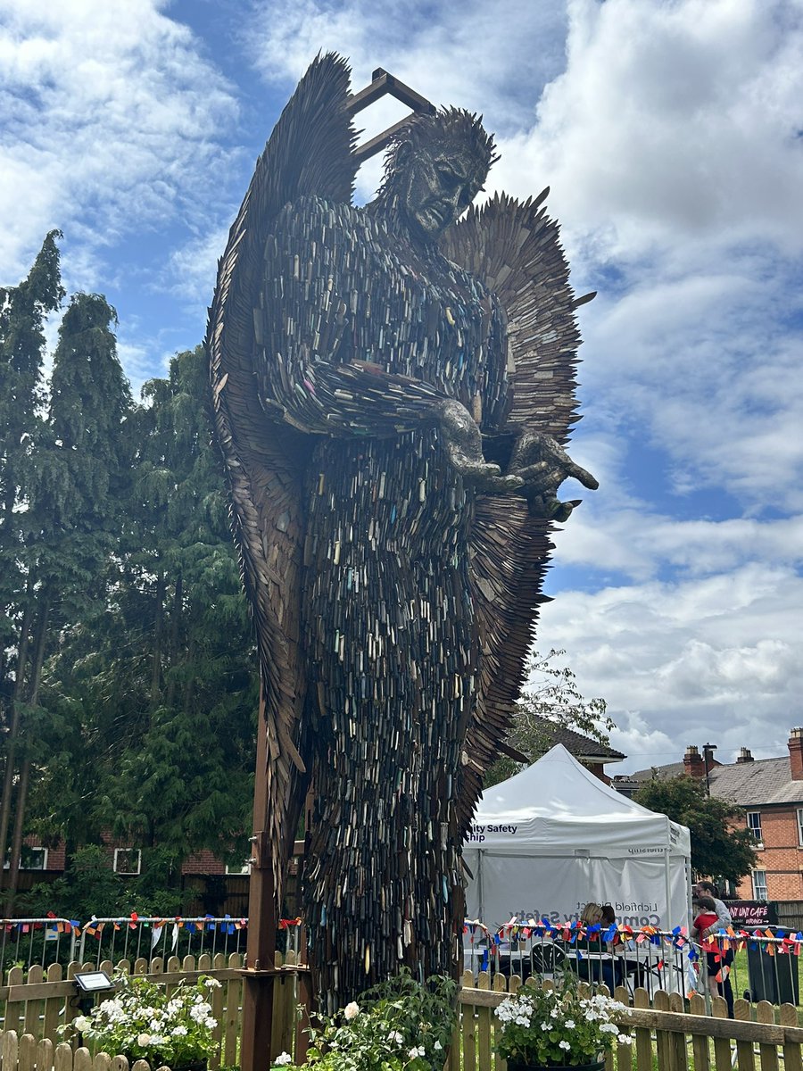 I’m really pleased this is in our city@Lichfield_DC to raise awareness of such a troubling issue #KnifeAngel