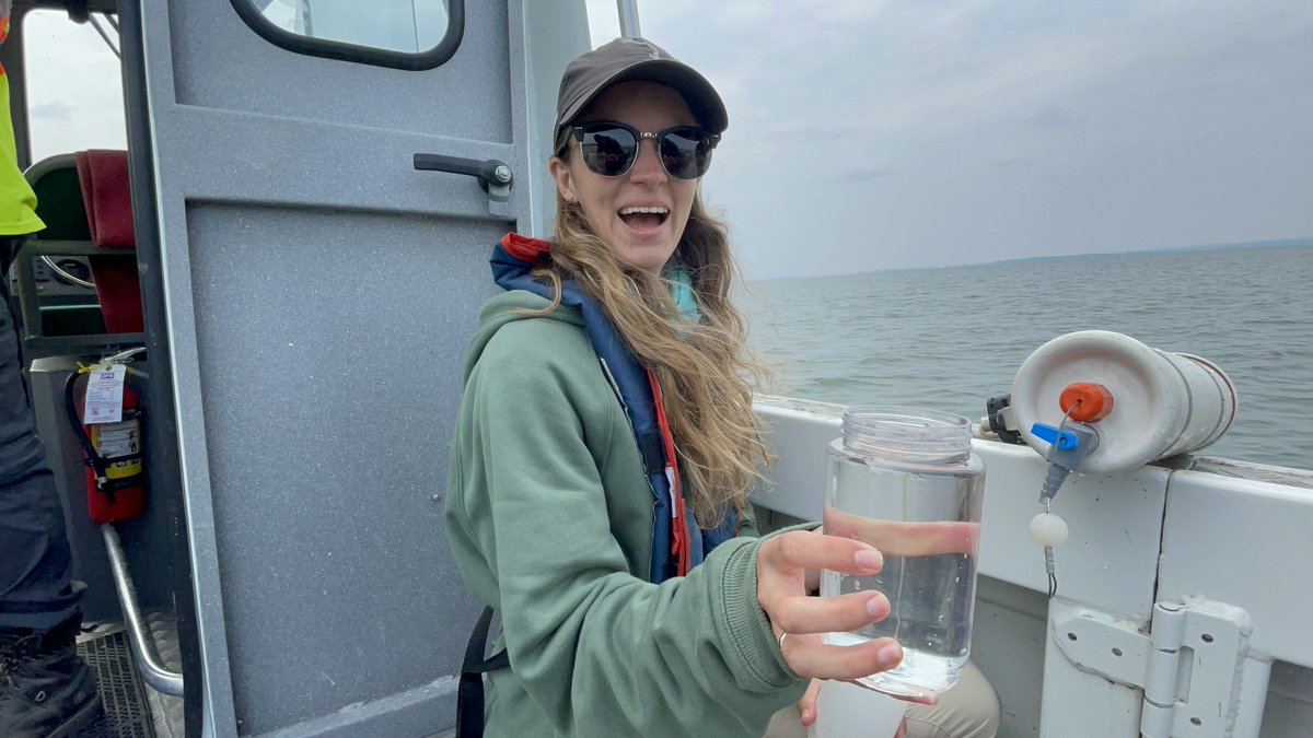 LSRCA's tweet photo. The Van Dorn Water Sampler has tensioned ends, so when lowered to the desired depth, a weight triggers the ends to close allowing us to collect a sample from any water depth to test for nutrients like phosphorus and chloride, helping us monitor Lake Simcoe. 💧  #LakeMonitoring https://t.co/ZPsJYTMZbH
