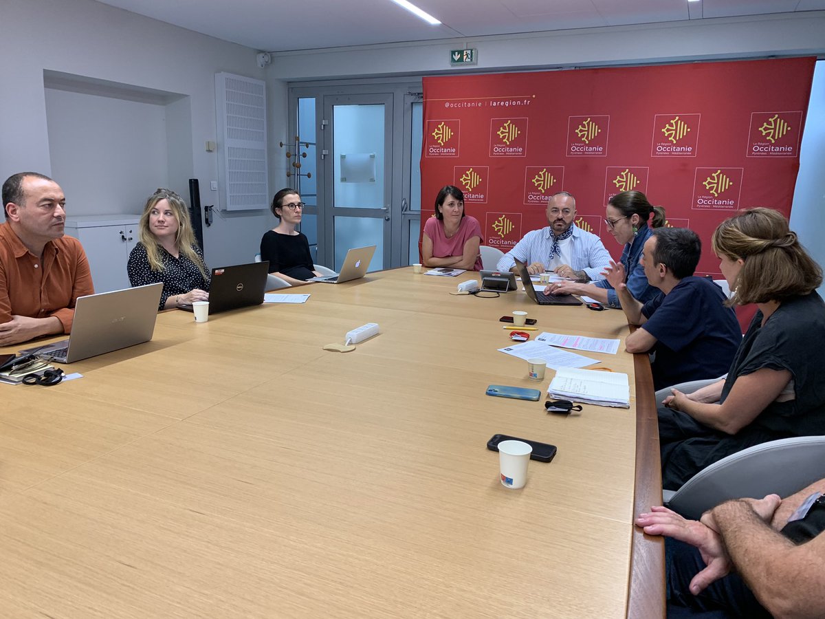 SionJerome's tweet photo. 🎬 Réunion de travail et rencontre avec les producteurs de créations audiovisuelles de l’APIFA,
afin d’évoquer l’évolution et la structuration de la filière en région
suite à l’annonce du plan “Occitanie, ça tourne” 🎥
#OccitanieFilm
#Adocc https://t.co/hXujnFiAbK