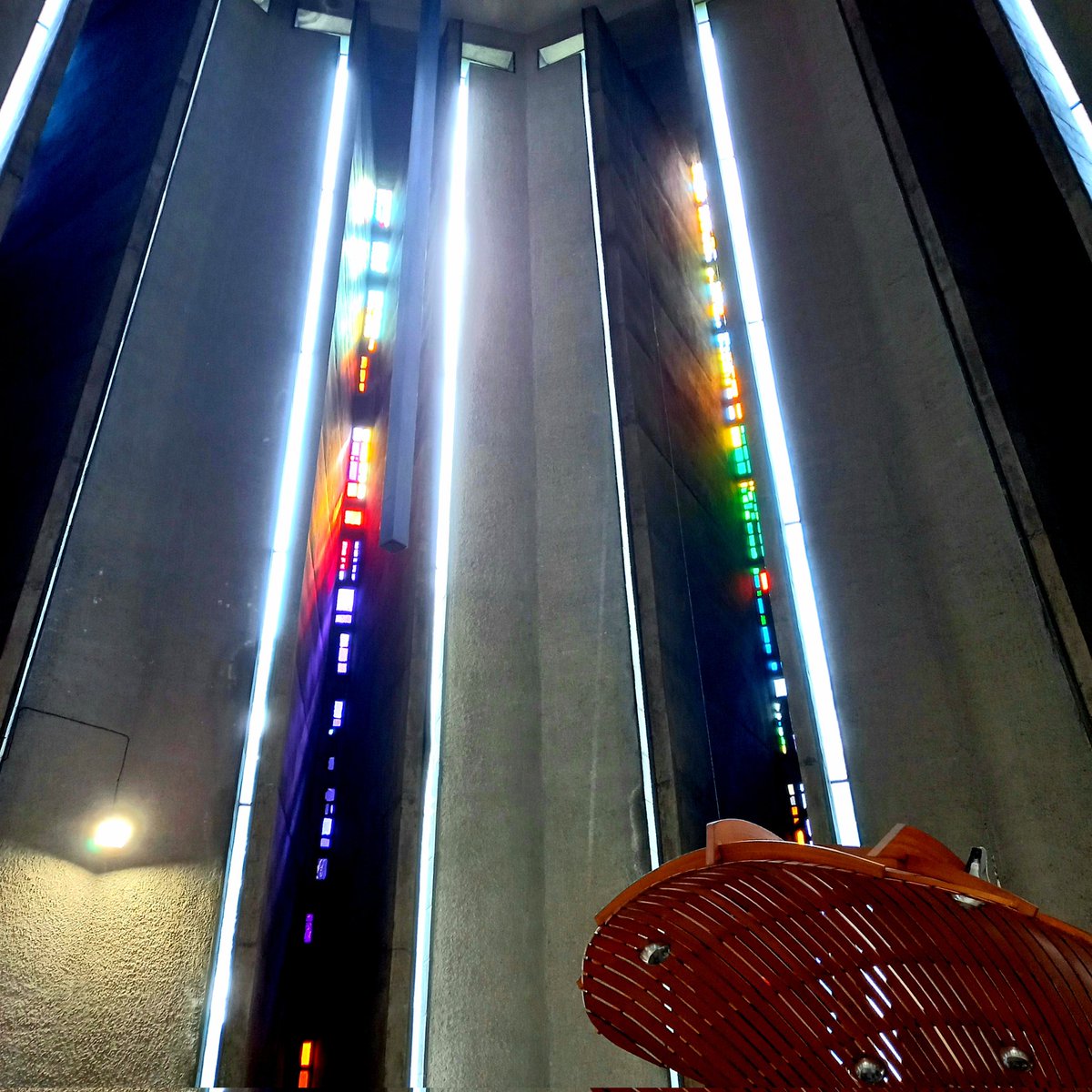 KeithKSmith2's tweet photo. Chapel of Unity #CoventryCathedral
1962
#BasilSpence #JohnPiper https://t.co/zYZ2ptFWFW