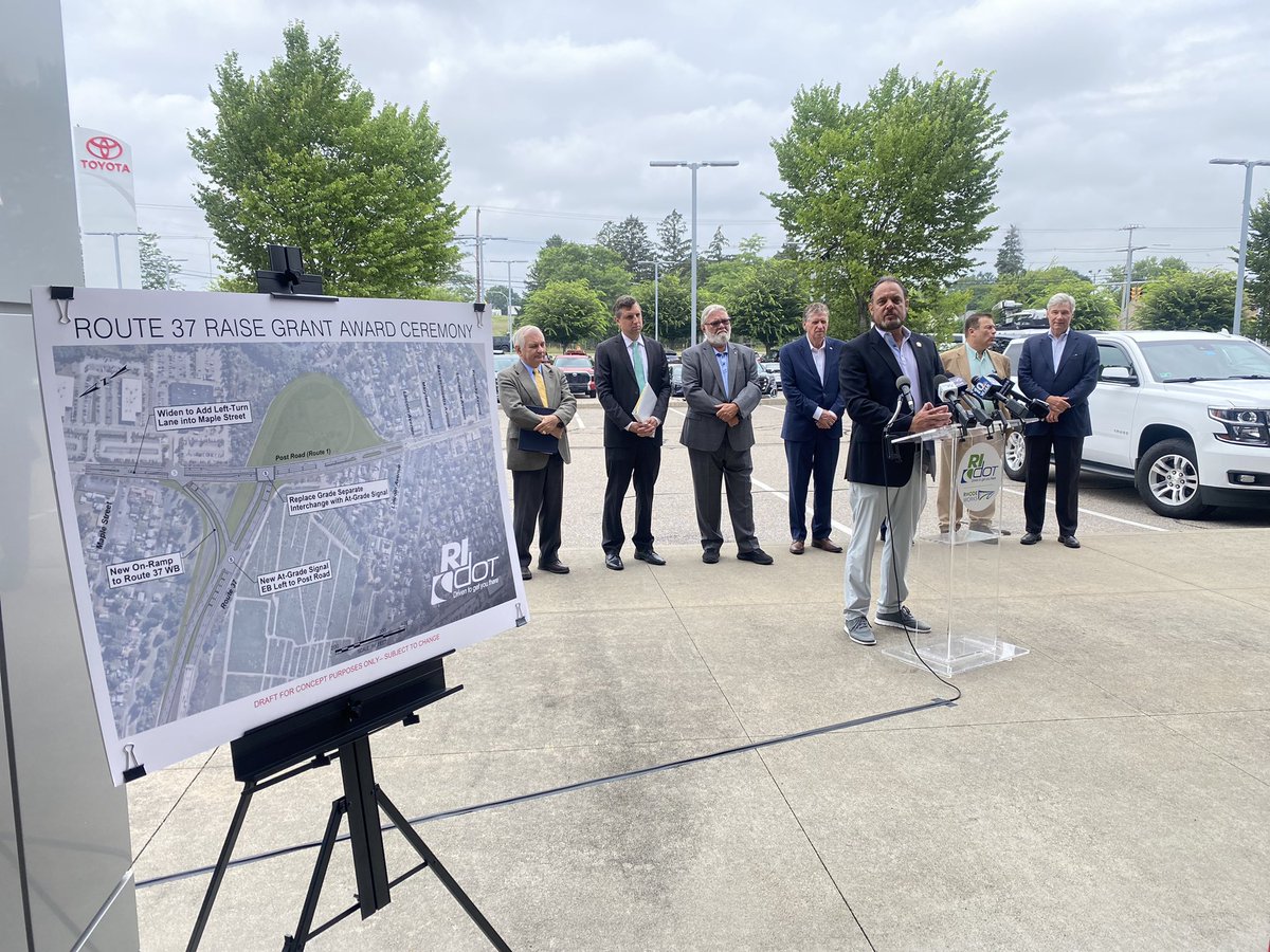 <a href="/LIUNA/">LIUNA</a> G.S.T Michael F. Sabitoni THANKS <a href="/POTUS/">President Donald J. Trump</a> <a href="/SenJackReed/">Senator Jack Reed</a> <a href="/SenWhitehouse/">Sheldon Whitehouse</a> <a href="/SethMagaziner/">Seth Magaziner</a> 
⁩ <a href="/GovDanMcKee/">Governor Dan McKee</a> <a href="/RISpeaker/">K. Joseph Shekarchi</a> <a href="/RIDOTNews/">RIDOTNews</a> <a href="/SenatorRuggerio/">Dominick Ruggerio</a> and closes with 
"The road to construction and prosperity, is always under construction." said GST Sabitoni

📽️youtube.com/watch?v=e8pTWT…