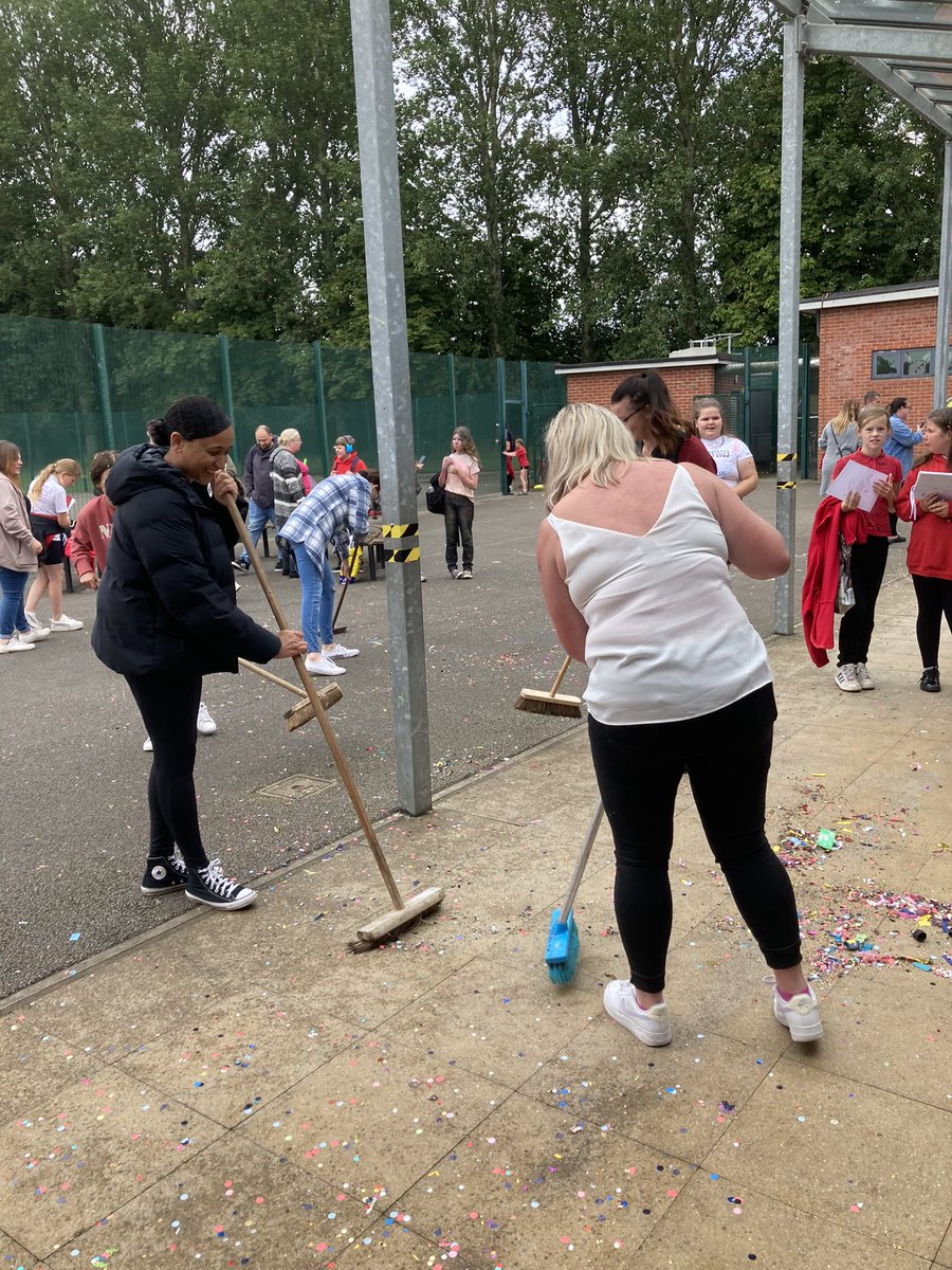 Maybury_School's tweet photo. Our community really is the best! At home time our parents and carers arranged silly string, hooters and party poppers to send our Year 6 children on their way. The children loved it!

And… here are the parents helping to clear the mess up afterwards! @HumberEdTrust https://t.co/unVDIrekf7