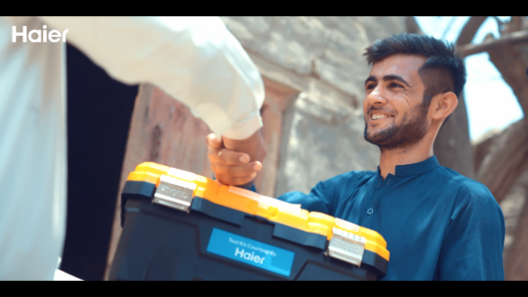 After devastating floods, Chinese company Haier's commitment to empowering survivors shines through. They provided tool kits, and resources to rebuild their lives with resilience, making flood victims self-sufficient again!