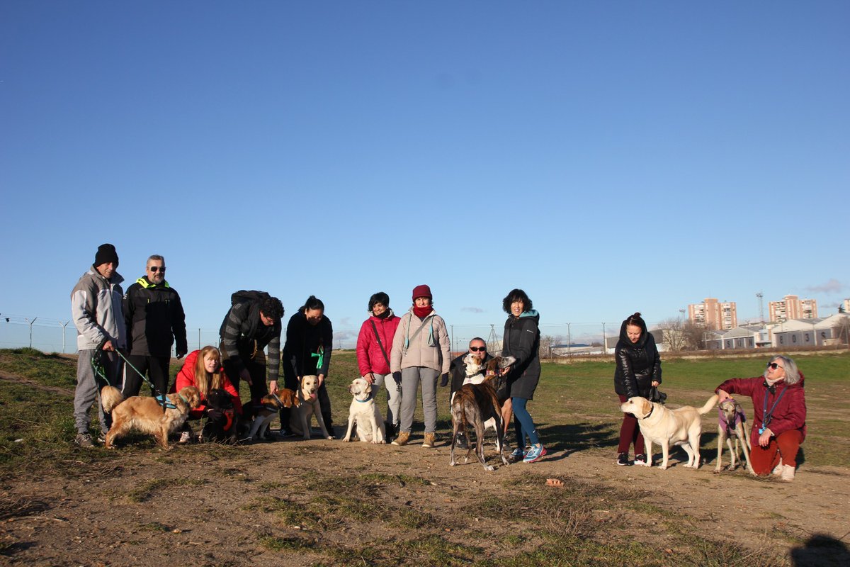 #21julio #DiaMundialdelPerro #DiaDelPerro Celebremos el día de los peludetes en <a href="/parque_sinfonia/">Parque Sinfonia</a>  y <a href="/no_al_canton/">NO AL CANTÓN</a> 

Con <a href="/SAMUR_PC/">SAMUR-Protección Civil</a> <a href="/fotogramas_es/">Fotogramas - Cine</a> <a href="/Javier_Hdz91/">Javier Hernández</a> <a href="/carmen_caesaris/">Carmen Caesaris</a> <a href="/josemy1967/">Josemy Cuervo Baños 💙</a> <a href="/Teatro_Real/">Teatro Real</a> <a href="/MuseoCerralbo/">MuseoCerralbo</a> <a href="/policiademadrid/">Policía Municipal de Madrid</a> <a href="/Defensagob/">Ministerio Defensa</a> @adrianamph  <a href="/D_S_Iglesias/">Dᴀᴠɪᴅ S. Iɢʟᴇsɪᴀs</a> @Guyb