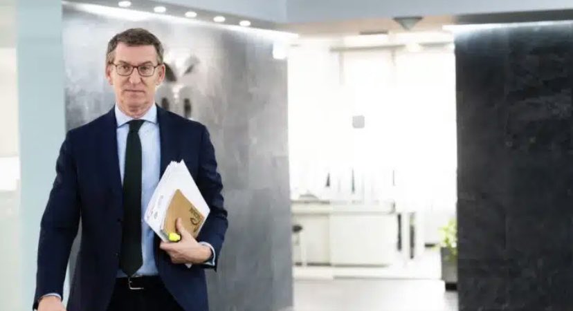 Aspiro a lograr una mayoría lo más amplia posible para poder aplicar nuestro programa y rendir cuentas por ello.

🗞 Puedes leerlo en el <a href="/elindepcom/">El Independiente</a>:

elindependiente.com/espana/2023/07…