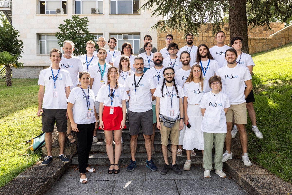 Tercera edición de #phy6cool concluye de forma brillante, y 3ª generación de Phy6coolers. ¡Gracias a tod@s! (alumn@s / profesor@s / tutor@s) y gracias a nuestros patrocinadores <a href="/FundacionAreces/">FundaciónRamónAreces</a> y <a href="/SEA_astronomia/">SEA</a>. ¡Hasta el año que viene!