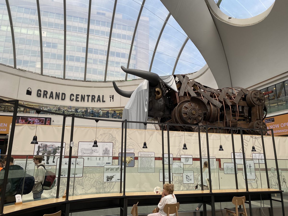 Getting strong ‘If I can’t see you, you can’t see me’ vibes from this mysterious statue in New Street station, as if you’re playing hide and seek with a three year old