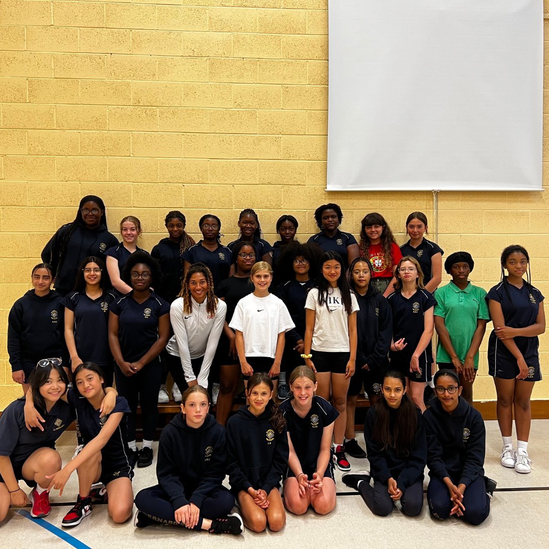 Thank you to #GBAthlete 🇬🇧 <a href="/emmanwofor_/">Emma Nwofor</a> for sharing her incredible journey with our students. Her achievements and dedication left a lasting impression, spreading a great message of pursuing #passion. Grateful for her valuable insights and impact during her visit.