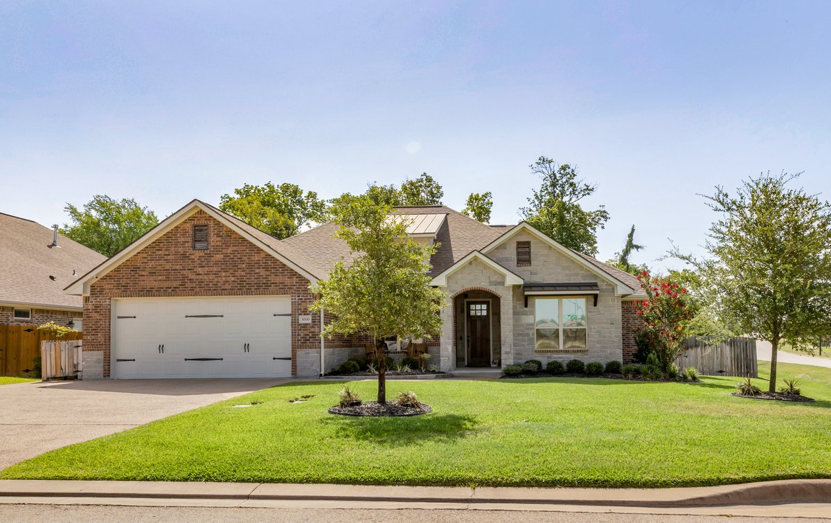 tm5team's tweet photo. Just Listed!
Residential Listing
3000 Embers Loop
3 bed, 3 bath
2,242 sq ft
List Price: $479,500.00

Quick Link: https://t.co/L7kRJjcwYE https://t.co/S2MJ7zsUS6