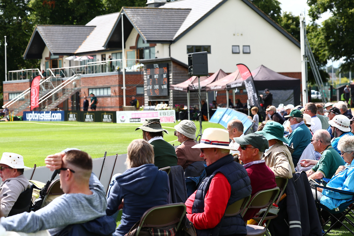 leicsccc's tweet photo. Not the result we were after this week, but a huge thank you to everyone @OakhamSch for their first-class hospitality. π
It was a pleasure to play at your historic home. π‘
π¦#LEIvWOR https://t.co/K2EfGpjc4i