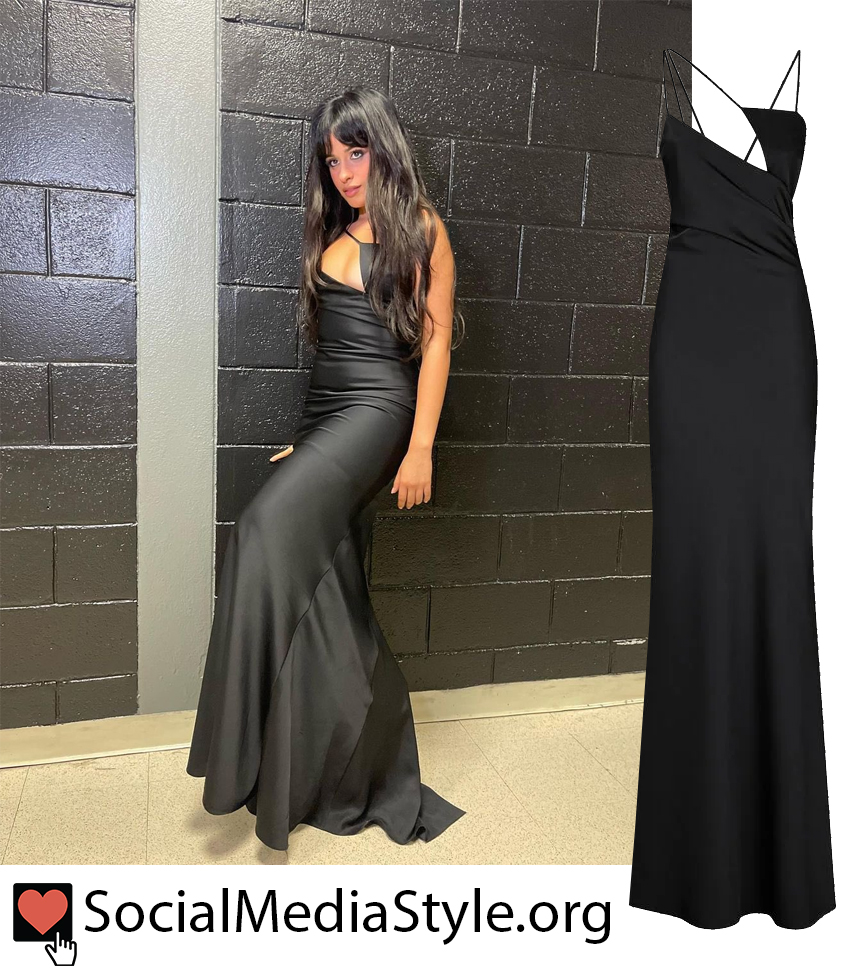 SMediaStyle's tweet image. Find out where you can buy @Camila_Cabello's black asymmetrical neckline gown here:  socialmediastyle.org/post/camila-ca…
#CamilaCabello #blackdress #blackgown #asymmetricaldress #asymmetricalgown #asymmetricdress #asymmetricgown #TheAttico