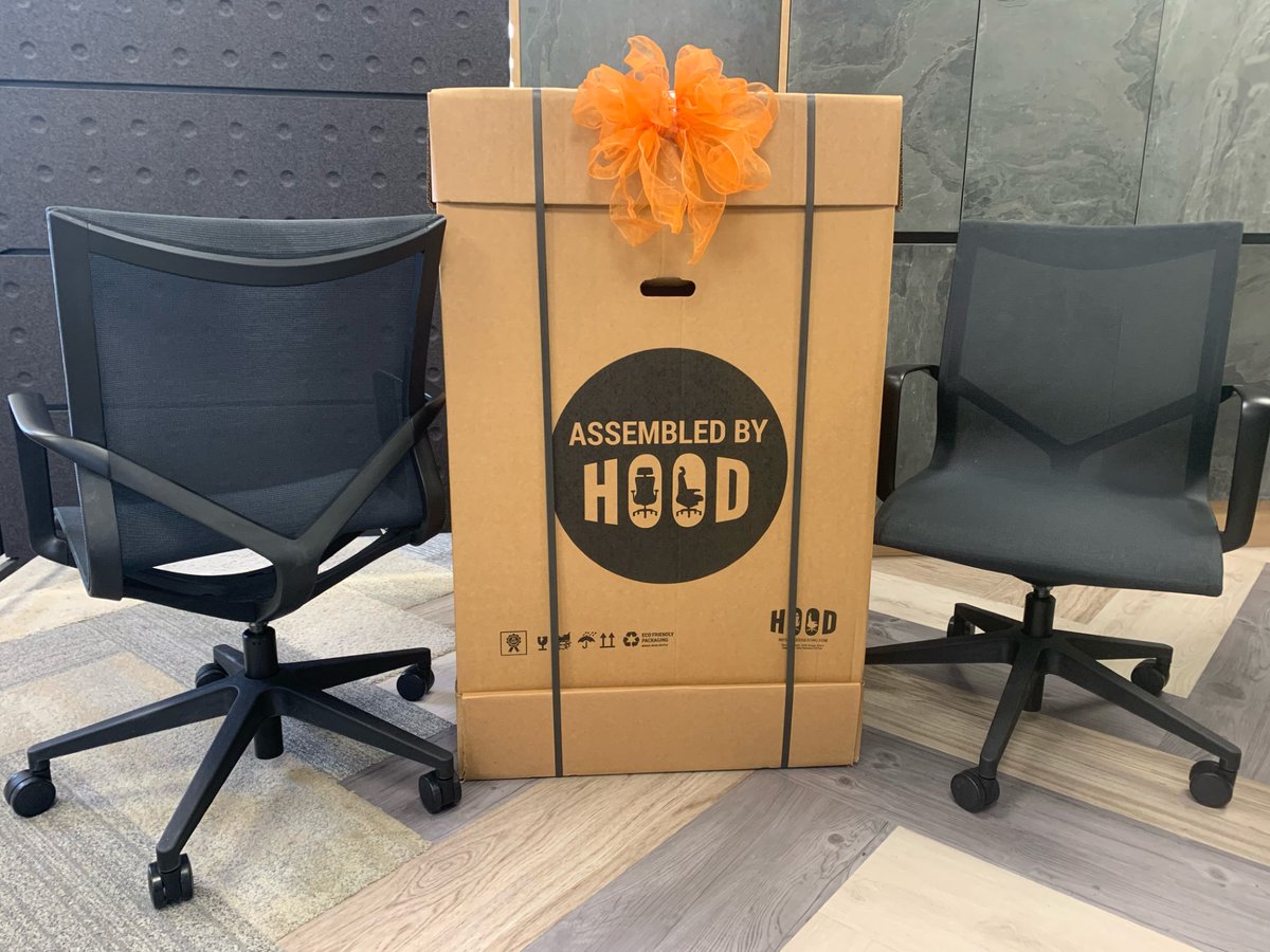 HoodSeating's tweet image. WARNING ⚠️

Assembled chair departing the warehouse.

Should Hood introduce meeting room chairs next?

#taskseating #excitingtimes #officefurniture #interiordesign #dropship #furnituredistributors