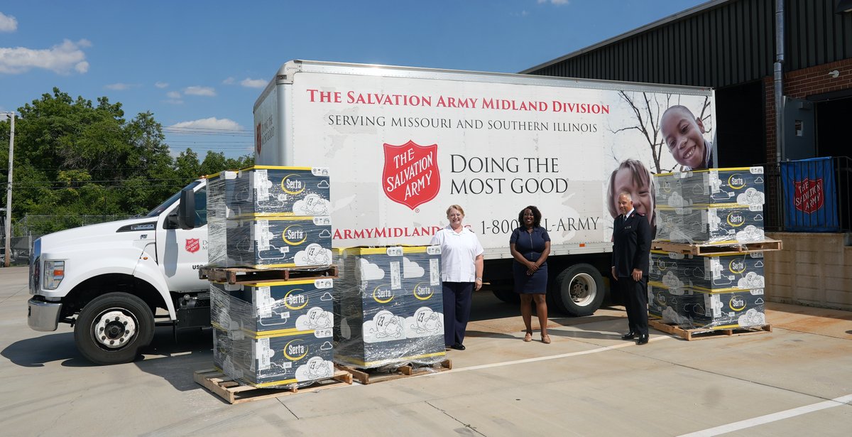 SalArmySTL's tweet photo. The #SalvationArmy Midland Division is truly thankful to have received 160 mattresses (Twin &amp; Full sizes) from @SertaSimmonsBed  to disperse to those in need as part of its national “Hope to Dream” campaign!

#salarmy #salarmystl #HopeToDream
#doingthemostgood #lovebeyond https://t.co/pUBcbyRWwb