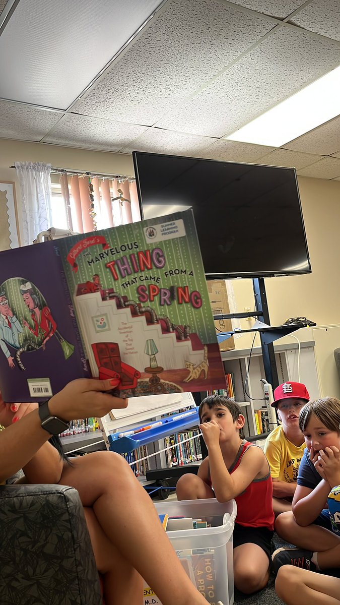 mrs_c_saba's tweet image. Last day of camp and the learning keeps on going. Let’s see what we can create with a spring. #GECDSBSLP2023 @LauraBa06241838 @gecdsbpro