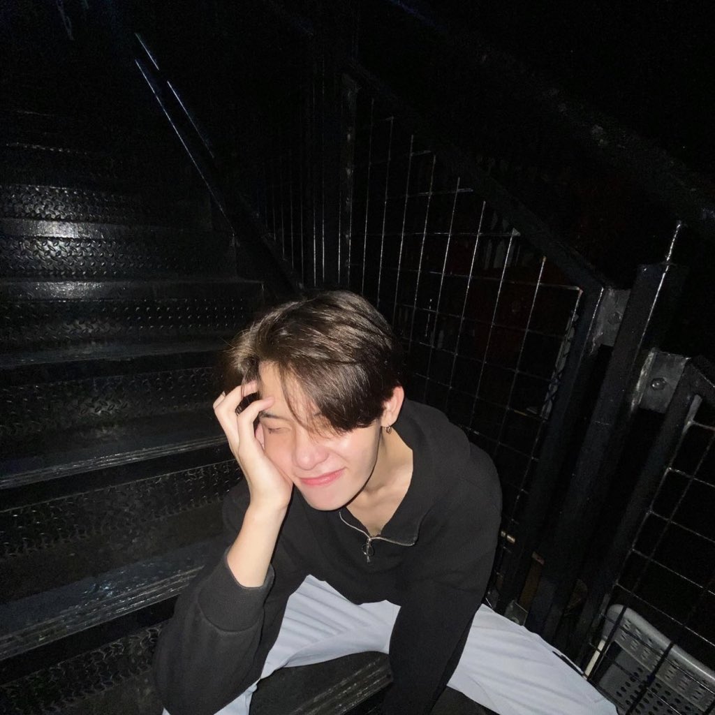 nunnonii's tweet photo. พี่มิน ถึงแม้ว่าพี่มินจะไม่ได้ไปต่อในรายการนี้ แต่ว่าเราก็จะติดตามพี่มินต่อน้า ขอบคุณพี่มินที่พยายามที่จะพัฒนาตัวเองตลอด เราเห็นสิ่งที่พี่มินตั้งใจทำเสมอเลยนะ จริงๆพี่มินไม่ใช่เป็ดในสายตาเราเลย พี่มินเป็นคนเก่งสำหรับเราเสมอ สู้ต่อไปนะนายทะนะกิด 
#MINthanakrit #789SURVIVALEP9 https://t.co/vgL9BI8tB2