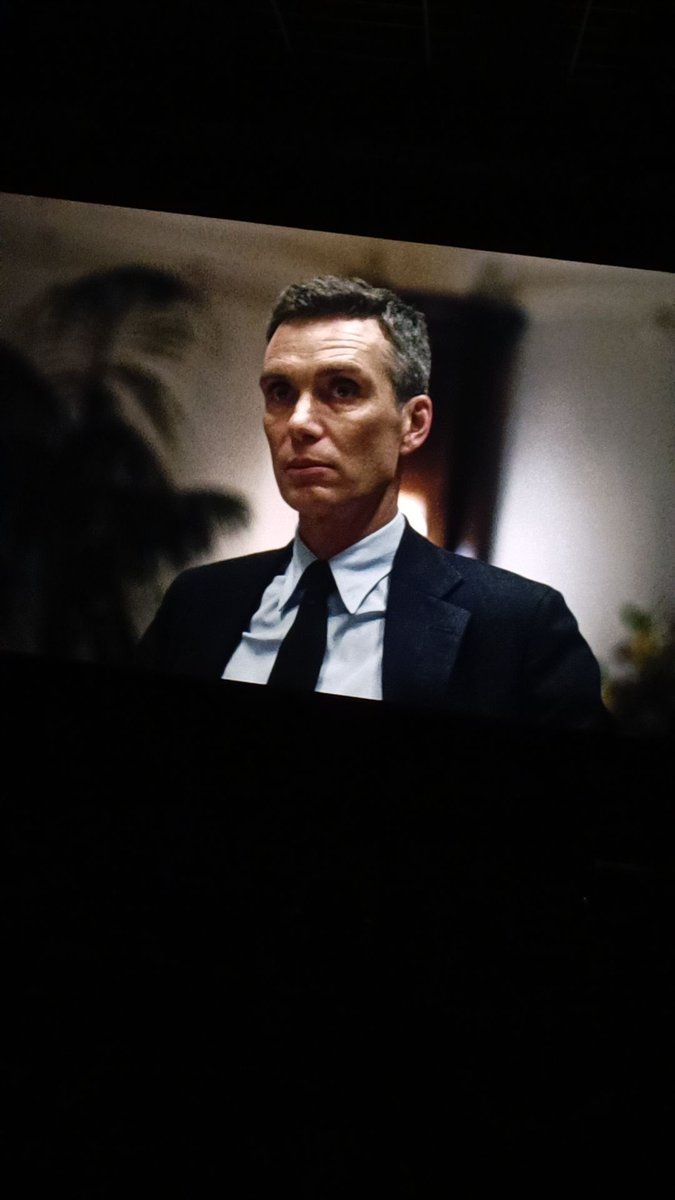ishmeets102's tweet photo. Cinematic spectacle ❣️💥 #Oppenheimer #ChristopherNolan https://t.co/AzG4ie58VD