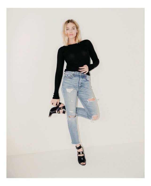 We love this shoot from <a href="/tawnibannister/">Tawni Bannister</a> and the incredible <a href="/margotrobbie/">ؘ</a> from 2019.
...
<a href="/hairbyjohnd/">John D</a> <a href="/sabrinabmakeup/">Sabrina Bedrani</a> <a href="/carolinedejean/">DejeanCaroline</a> <a href="/kateyoung/">kateyoung</a> @_melissasinclair #photooftheday #margotrobbie #losangeles