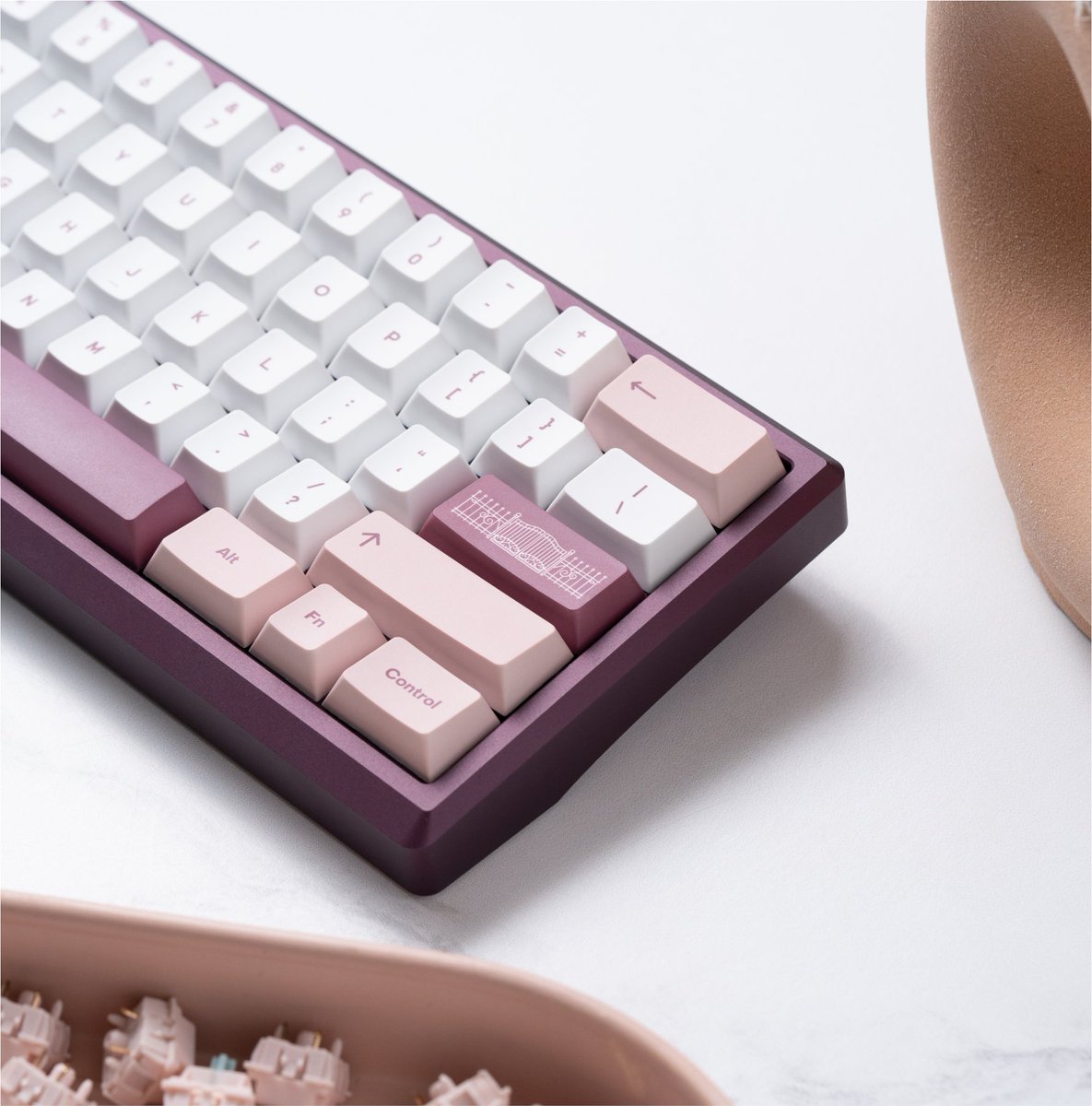 ShopTeacaps's tweet image. Rosewater and the accompanying Rosewater Deskmat are now available for pre-order! If you're in Canada, Oceania, or the EU, be sure to check out our partner vendors. 🌹