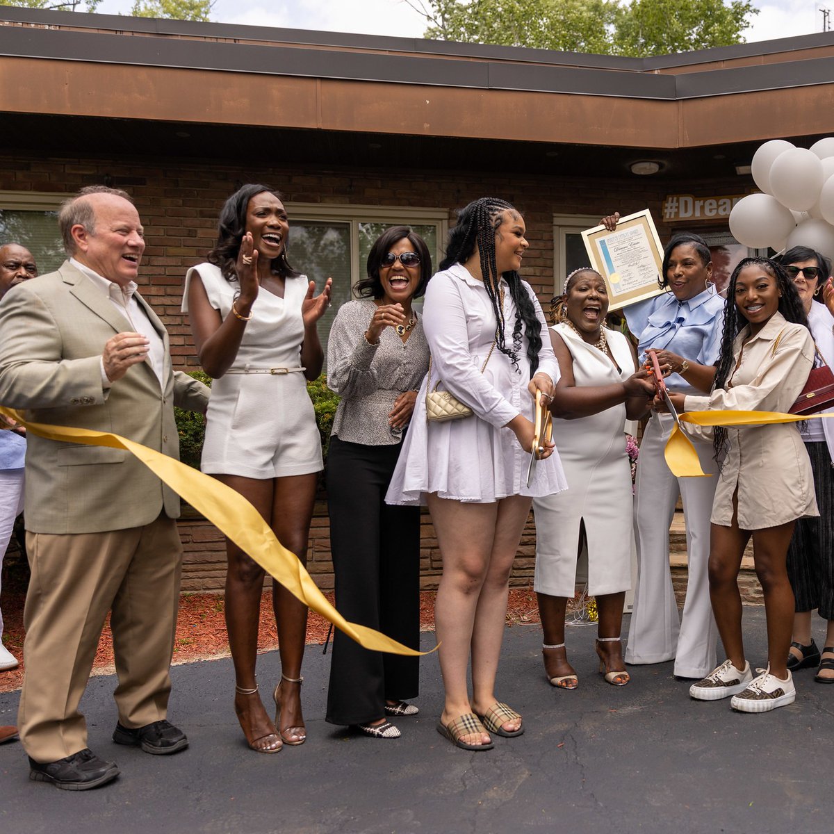 Motor City Match tweet media