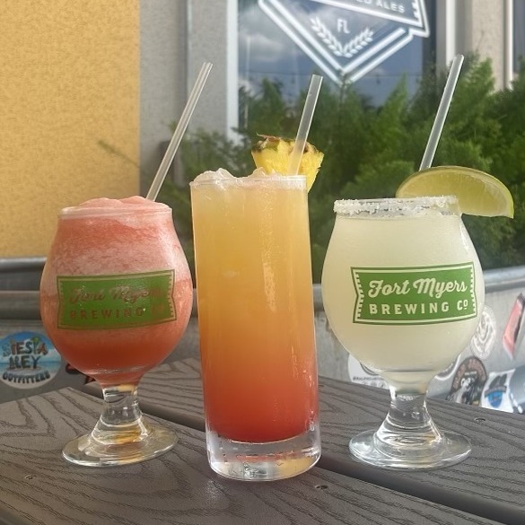 FMBrew's tweet photo. Stay cool this weekend with our portable AC units while sipping on our sour beer slushie, Prickly Paradise. Plus, treat yourself to Spyk'd Hard Seltzer frozen margaritas and rum punch cocktails that will transport you straight to paradise. #beerslushies #seltzercocktails #FMBrews https://t.co/t1IONTaci6