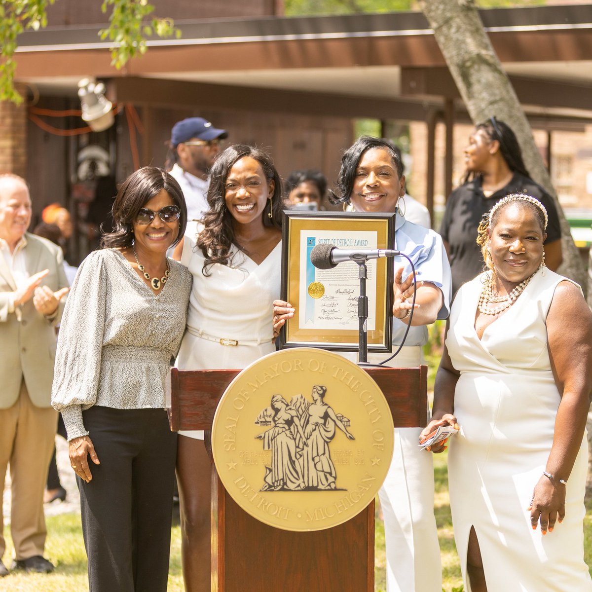 🎉 150 🎉 

<a href="/MotorCityMatch/">Motor City Match</a> and the <a href="/CityofDetroit/">City of Detroit</a> celebrated a momentous event yesterday, as Dream Estates, an assisted living facility in the Greenfield neighborhood, became the 150th awardee to open their brick-and-mortar location! 

Read more at degc.org/newsroom