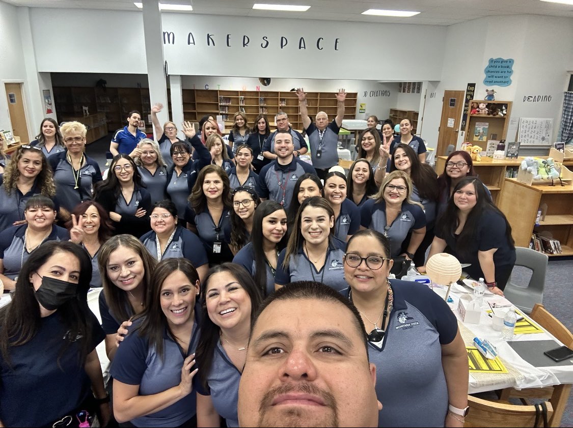 We ready!! #MVERoadrunners #ClintISD100