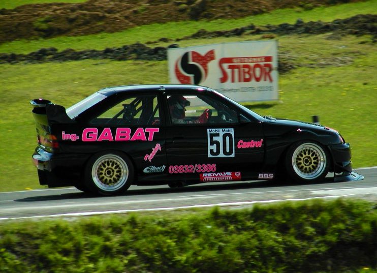 Thundersaloons's tweet photo. From the Archive: Ford Friday!
Günther Gabat’s Ford Escort Cosworth WRC at the Rechberg Hillclimb, Austria 2002 🇦🇹🏁
#FordFriday #EscortCosworth #WRC #Hillclimb #FastFord #Rechberg
(📸©️ Roman Krejčí) https://t.co/7uPwoEobLI