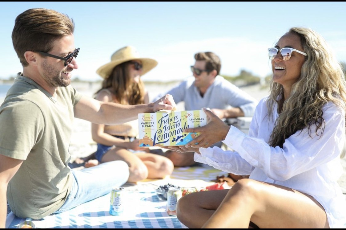 Summertime &amp; Lemonade, the perfect combination! Enjoy a refreshing <a href="/FILemonade/">Fishers Island Lemonade</a> this summer at Beach Road Weekend presented by The Black Dog! August 25 - 27 on Martha's Vineyard - see you there!
#fishersislandlemonade #beachroadweekend