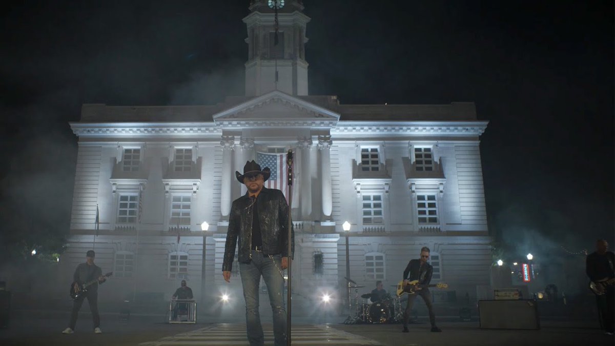E3Chophouse's tweet photo. We stand with Jason! E3 supports the small town because that is who we are! We will not air CMT at any of our restaurants until a formal apology is made and Jason’s music video is reinstated.
#ourpartner #owner #jasonaldean #trythatinasmalltown #countrymusic https://t.co/YbYxYm5TS1