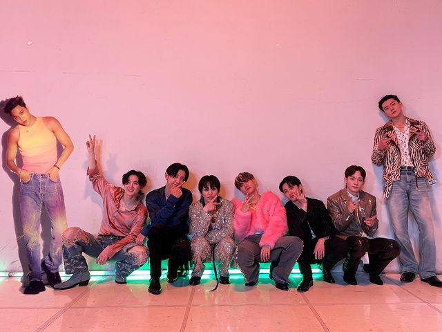 starfess's tweet photo. -star dieditin fans❌❌❌
edit sendiri😩🥹🫶🏻
nangis banget suho edit fotonya biar ada kai😭😭😭 https://t.co/dRniW70MQO