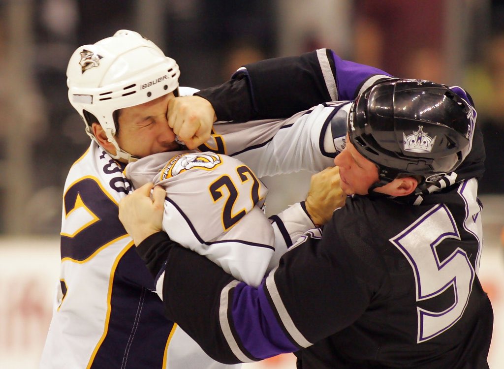 On July 21, 2008, the @LAKings acquired forward Rich Clune from the Dallas Stars for Lauri Tukonen. Clune recorded two assists, 23 hits, and 26 penalty minutes in 14 games with the #LAKings.

#GoKingsGo https://t.co/RSHu46yZK6