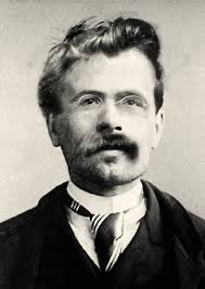 EtienneKlein's tweet photo. Je ne saurais dire précisément ce qui, dans l’actualité et les commentaires qui l’accompagnent, me fait si fortement penser à cette phrase de Nietzsche : « Celui qui est mécontent de soi-mème est continuellement prêt à s’en venger : nous autres, nous serons ses victimes. » https://t.co/Ddb1qObONQ