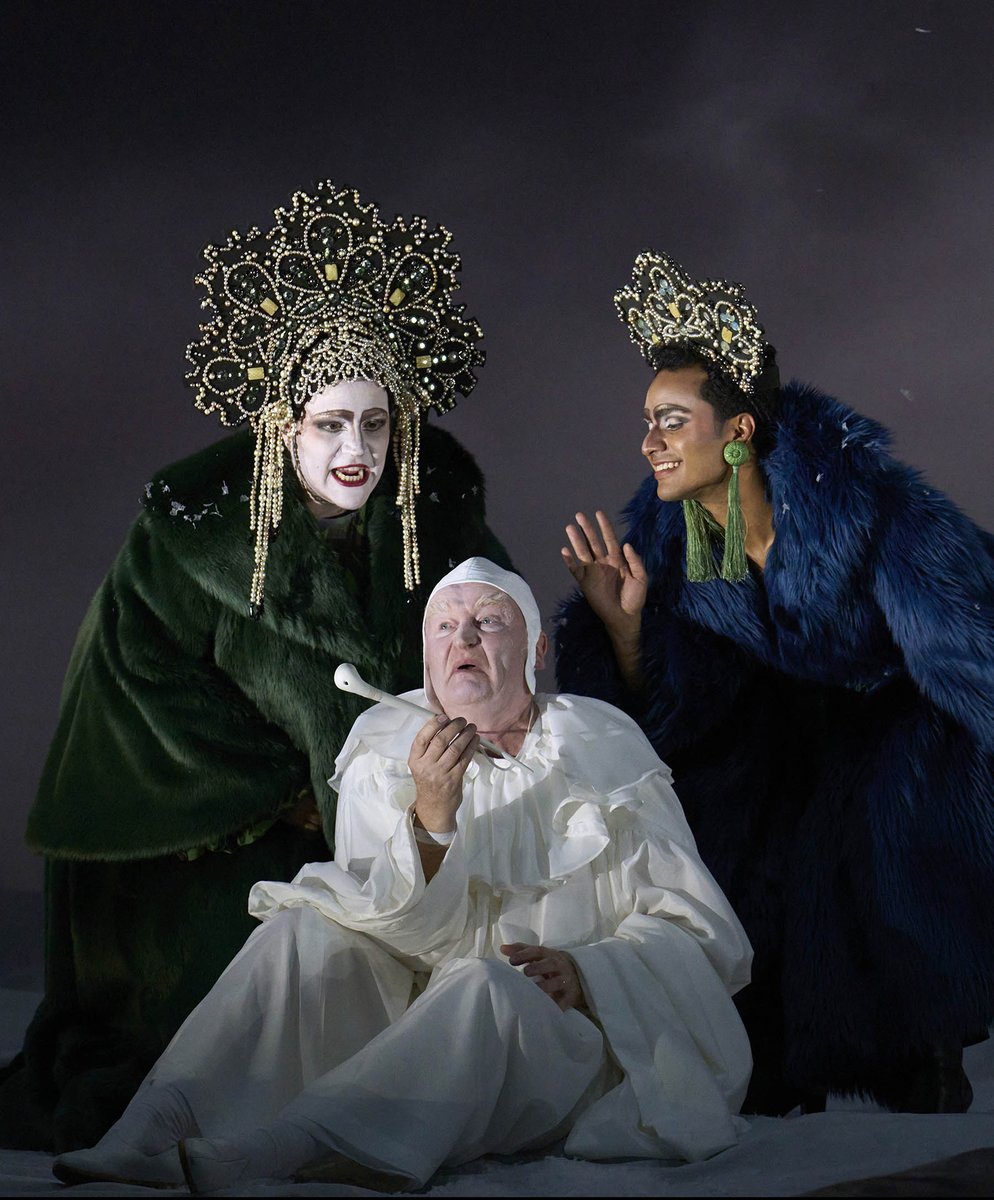 glyndebourne's tweet photo. Revenge is served blazing hot in Semele, Handel's sexiest and most scandalous oratorio - now open at Festival 2023.

Photos: Richard Hubert Smith https://t.co/vQyfnQtJMm