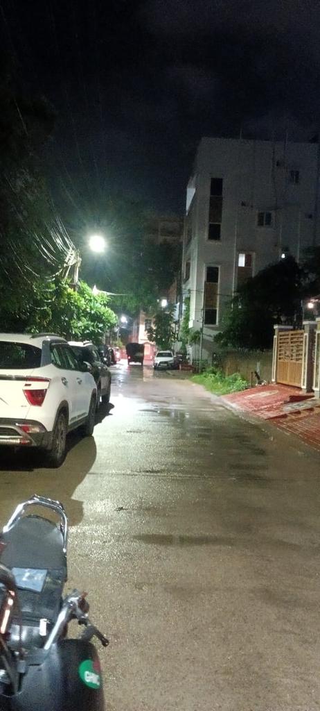 KapraAe's tweet photo. @ravindrangr_18 @CommissionrGHMC @DC_Kapra @GHMCOnline @ZC_LBNagar Rectified sir,lights on now https://t.co/Ur9j7TzSu9