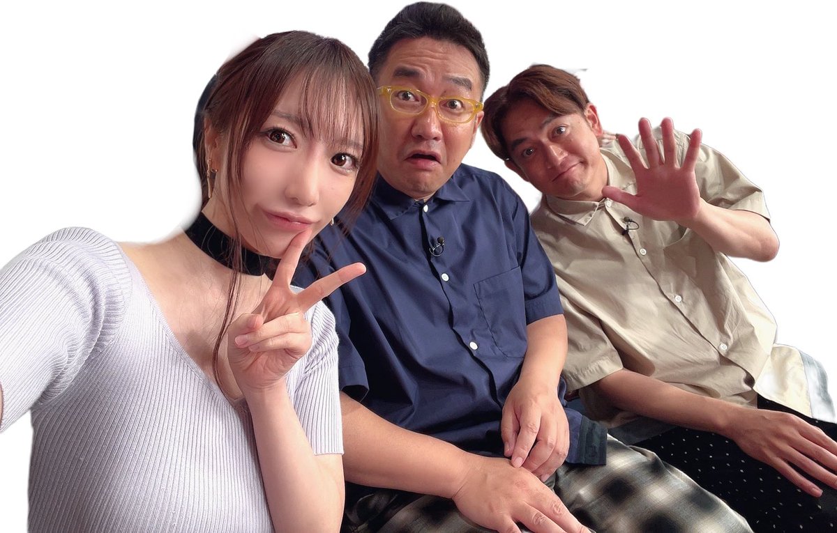 今日はお久しぶりに
とっても懐かしくて
エモい現場に
ハラハラドキドキしながら
私も参加させていただきました涙

昔からお世話になっている
なすなかにしのお二人とも
久々にご一緒できたよ
嬉しい

うぅ…
芸人さんって
ほんとーに
かっこいい職業だね
二日連続笑い過ぎて泣いた… https://t.co/OO3REDqekR