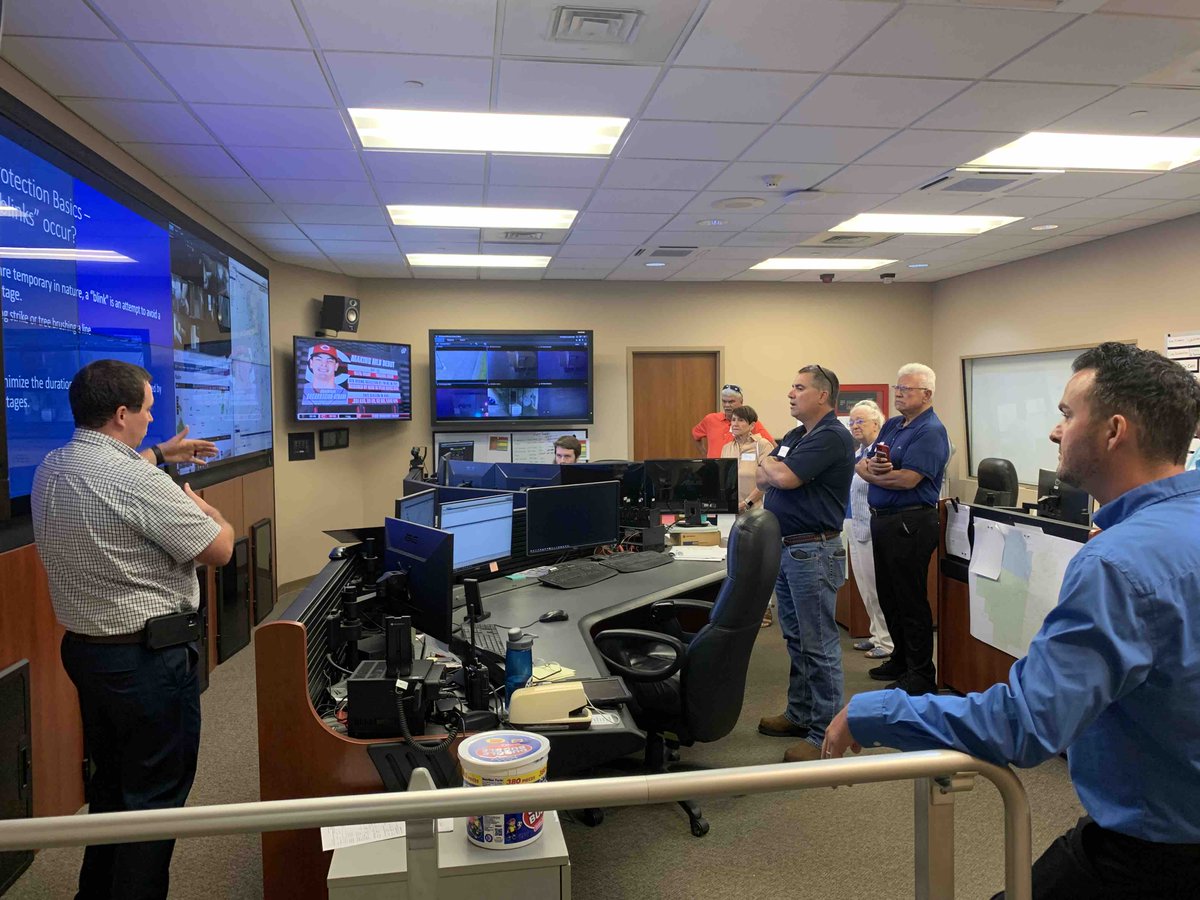 NolinRural's tweet image. We value the dedication of our local first responders and are committed to their safety. We recently provided a training for them and local officials on our system and how to respond to potentially dangerous situations in the field. #commitmenttocommunity #education
