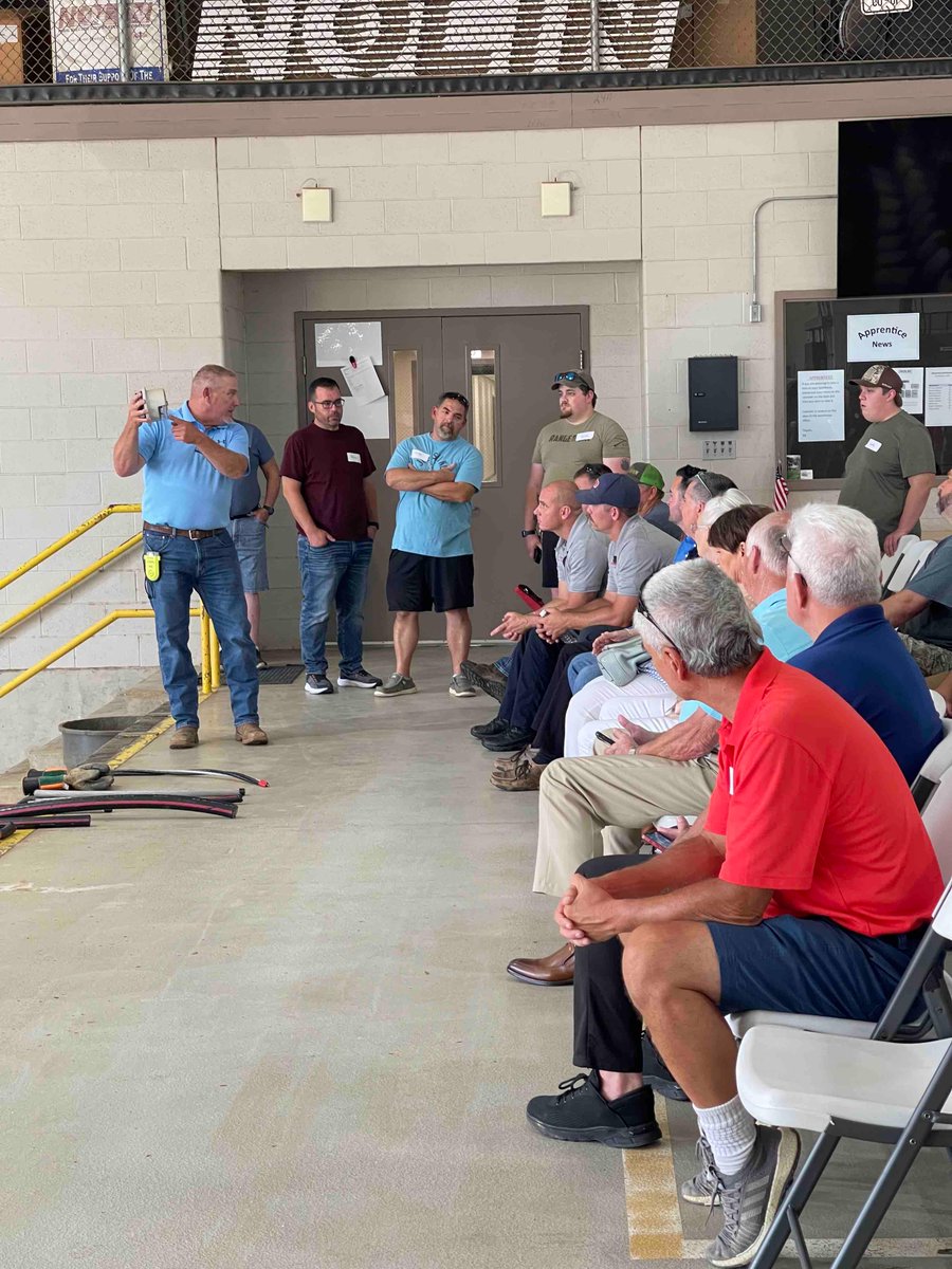 NolinRural's tweet image. We value the dedication of our local first responders and are committed to their safety. We recently provided a training for them and local officials on our system and how to respond to potentially dangerous situations in the field. #commitmenttocommunity #education