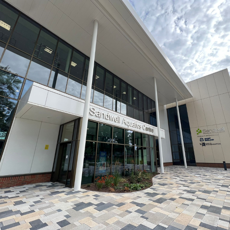 Swim_England's tweet photo. With the #SandwellAquaticsCentre set to open its doors on Monday 24 July, the public will soon have access to a ‘world class’ facility 🙌

Read more about the @SLTGetActive-run centre, including some of the behind the scenes work that has taken place ⬇️

#CelebrateSandwell